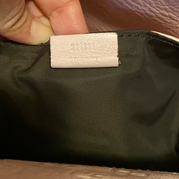 authentic Gucci leather daiper bag - Picture 6 of 9